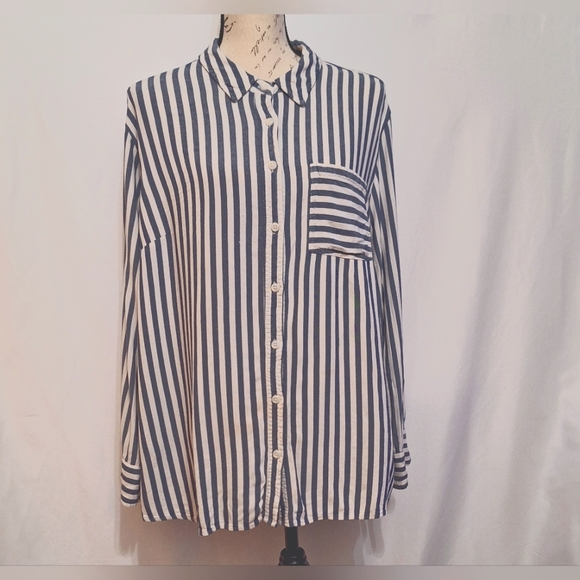 Avi Viv Women's  Size 3X Nautical Striped Button Down Long Sleeve Blouse - Picture 1 of 6